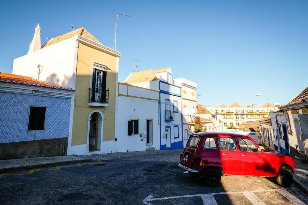 The Yellow House Tavira